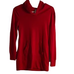 Hooded long sleeve sweater for ladies